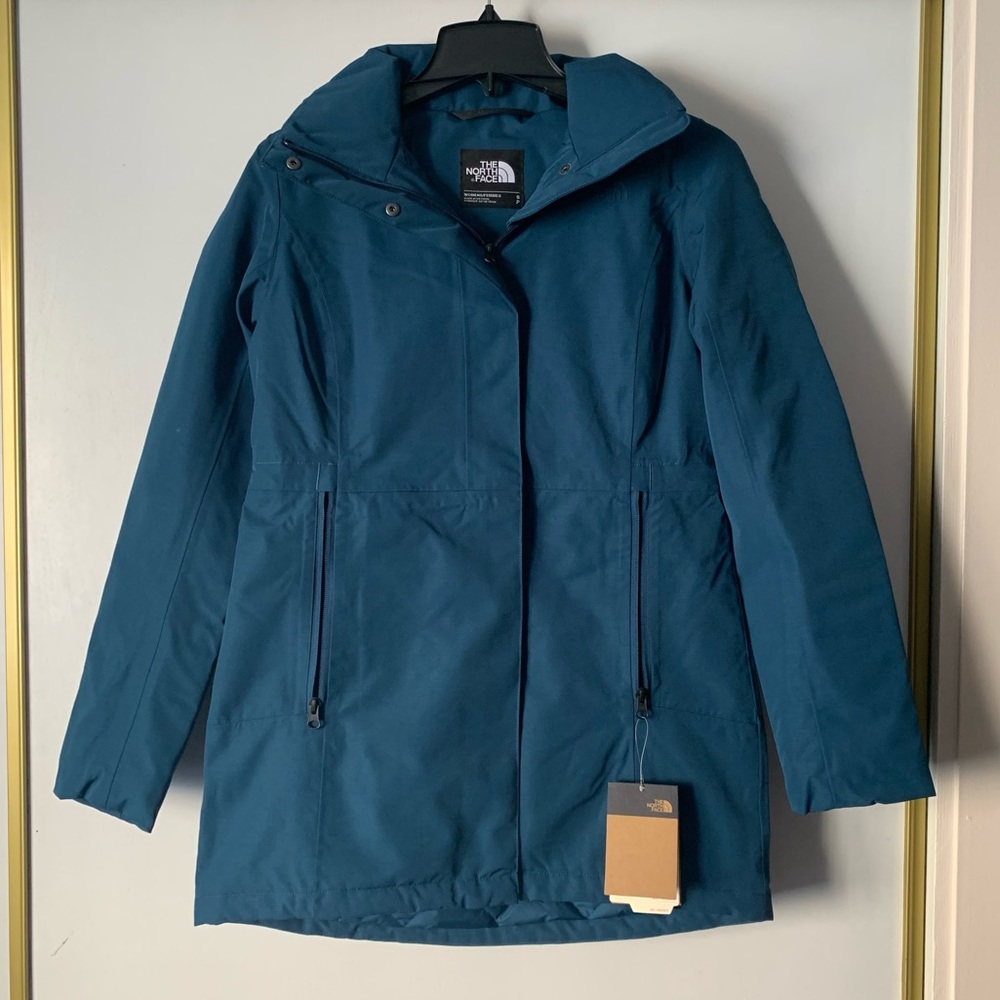 The North Face Ancha Hooded Waterproof Parka